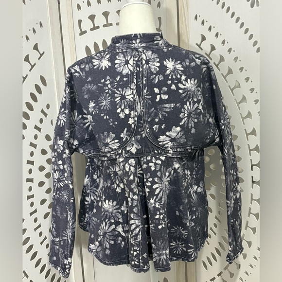 Free People Lua Bed Jacket - Picture 4 of 12